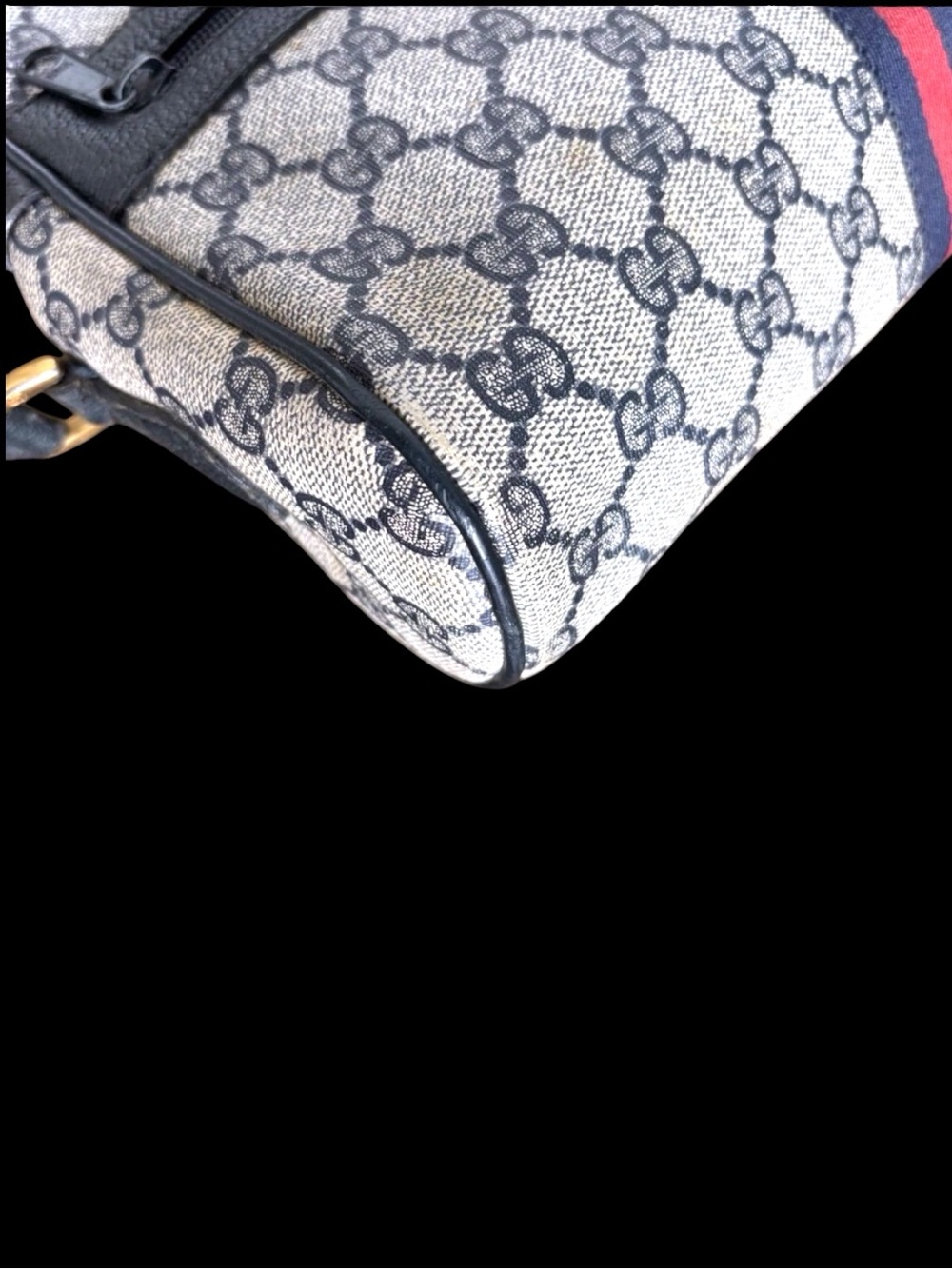 Authentic Gucci Vintage GG Canvas Crossbody with Navy & Red Web Stripe Tassel - Picture 9 of 13